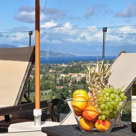 With 5 Bedrooms In Mpastouni With Wonderful Sea View Private Pool Enclosed Garden 9 Km From The Beach *